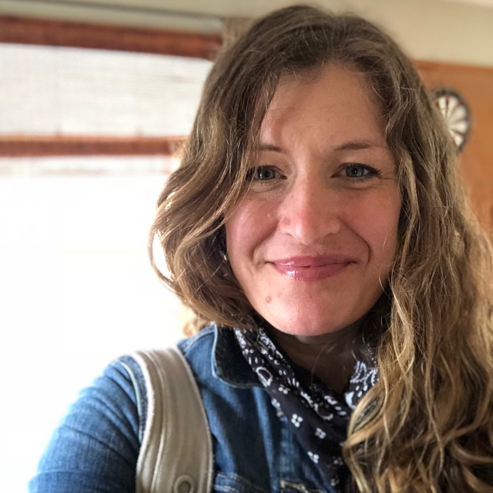 Meet your Posher, Jennifer
